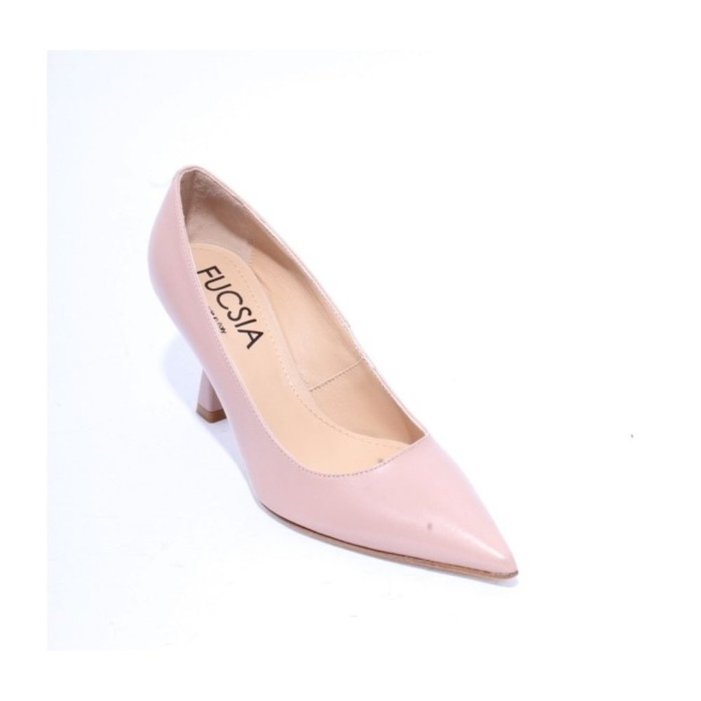 Fucsia 909b Light Beige Pink Leather Pointy Classic Heel Shoes
